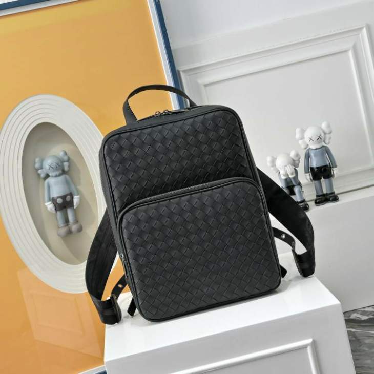 Picture of Bottega Veneta Mens Bags _SKUfw208747595fw